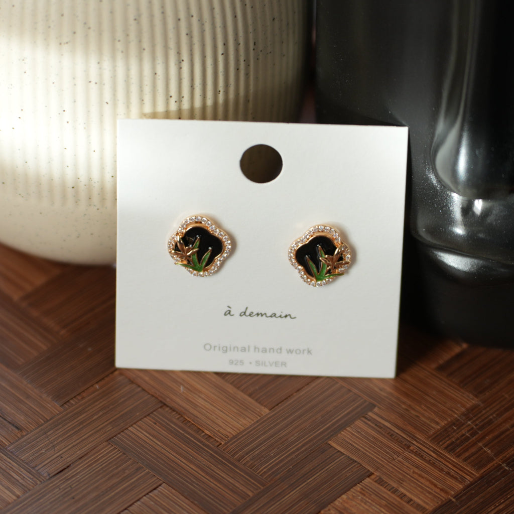 Classic Noir - 18K Gold-Plated Enamel Iris Stud Earrings