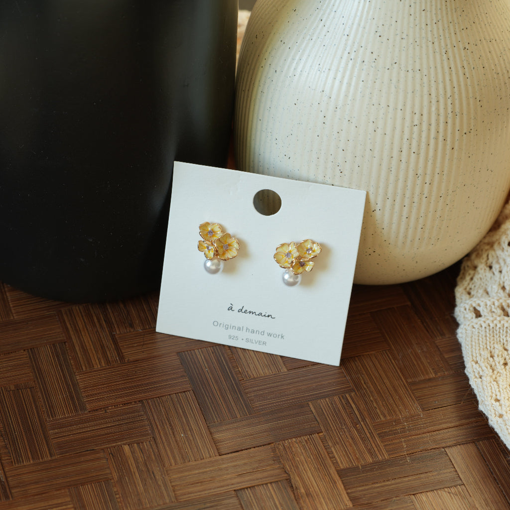 Golden Pollen - 18K Gold-Plated Floral Pearl Stud Earrings