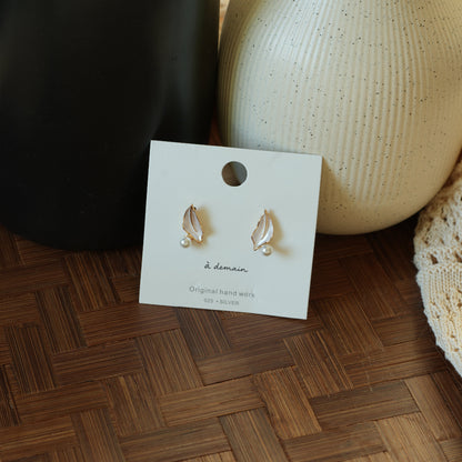 Soft Laurel - 14K Gold-Plated Enamel Leaf Glass Pearl Stud Earrings
